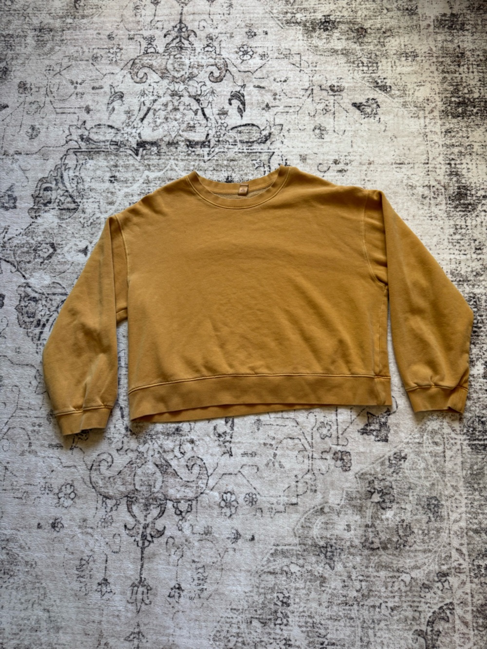 Old Navy Mustard Crewneck Sweatshirt